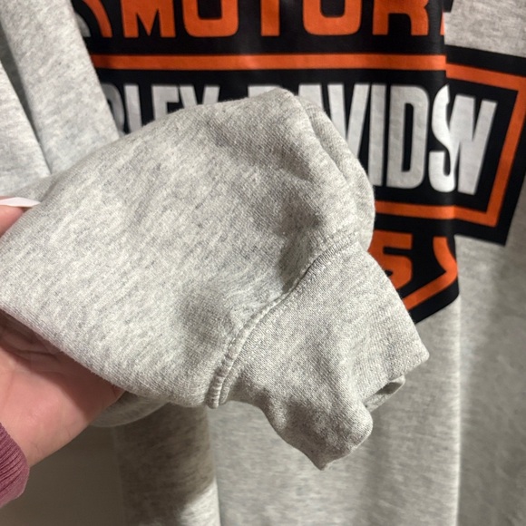 Harley-Davidson Gray and Orange Logo Sweatshirt - Picture 4 of 7